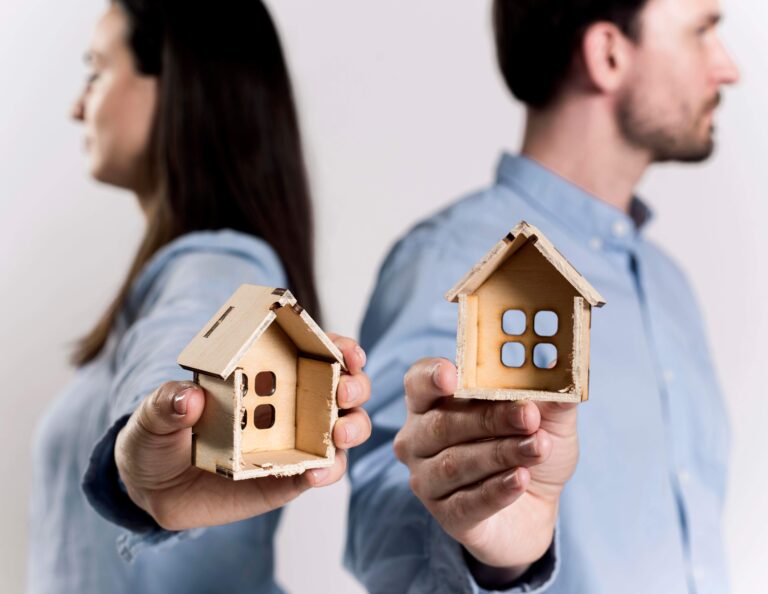 couple-divorcing-properties